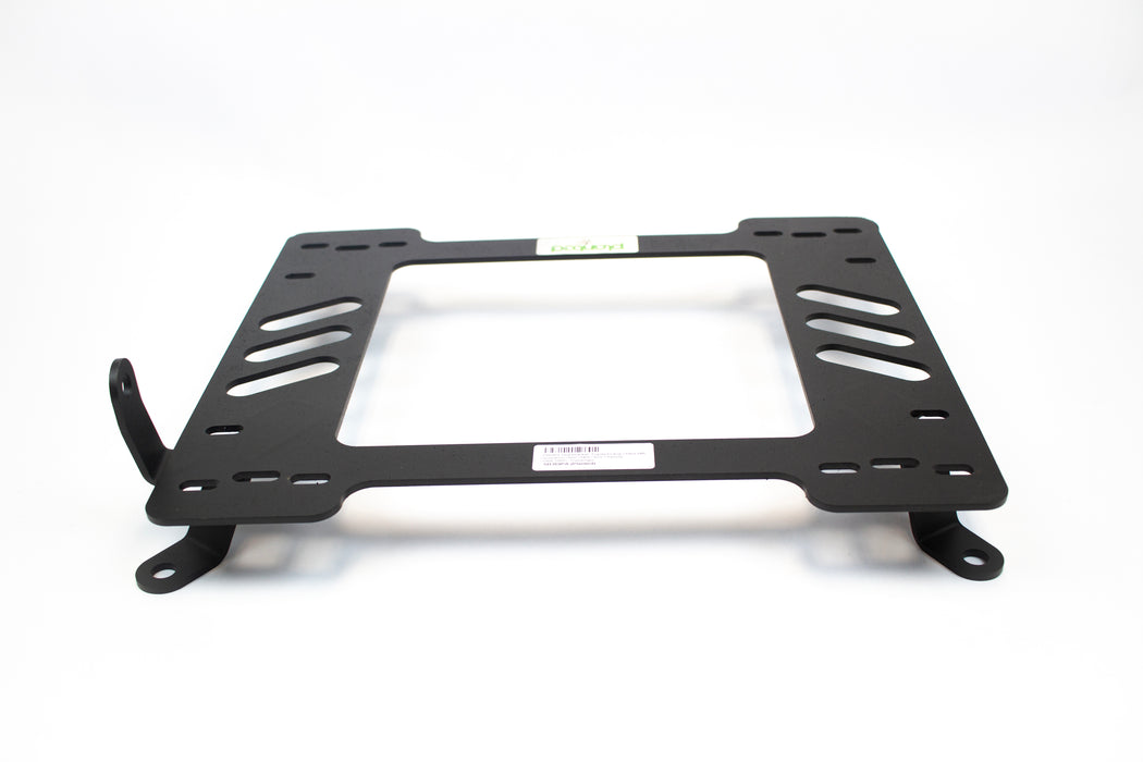 Planted Seat Bracket- Toyota Pickup / Hilux [4th Generation / N50 / N60 / N70 Chassis] (1984-1988) - Passenger / Right