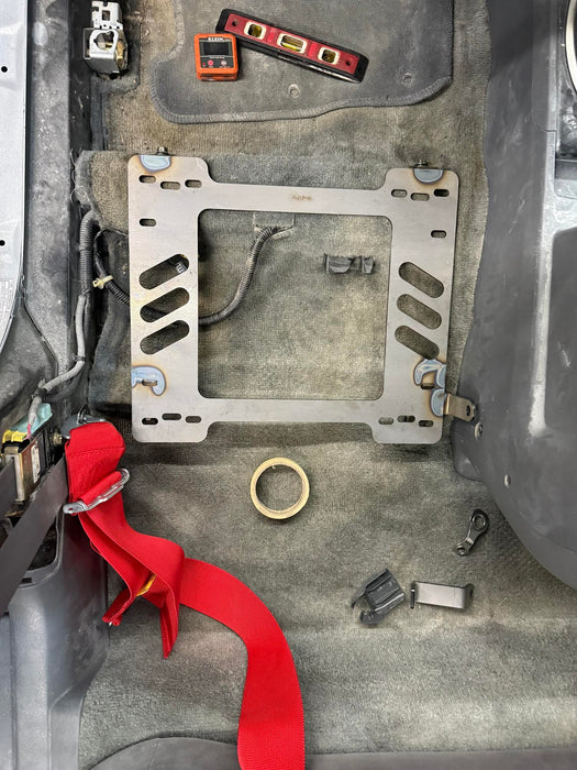 Planted Seat Bracket- Honda Civic [7th Generation Excluding Si] (2000-2004) - Driver / Left